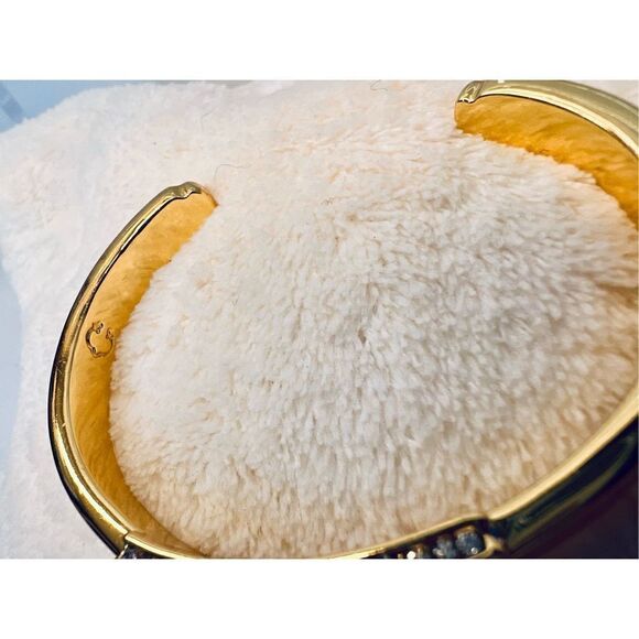 Gold Tone "Love" Affirmation Wide Bracelet with Crystals Costume Jewelry Buy 3/$ - Picture 4 of 6